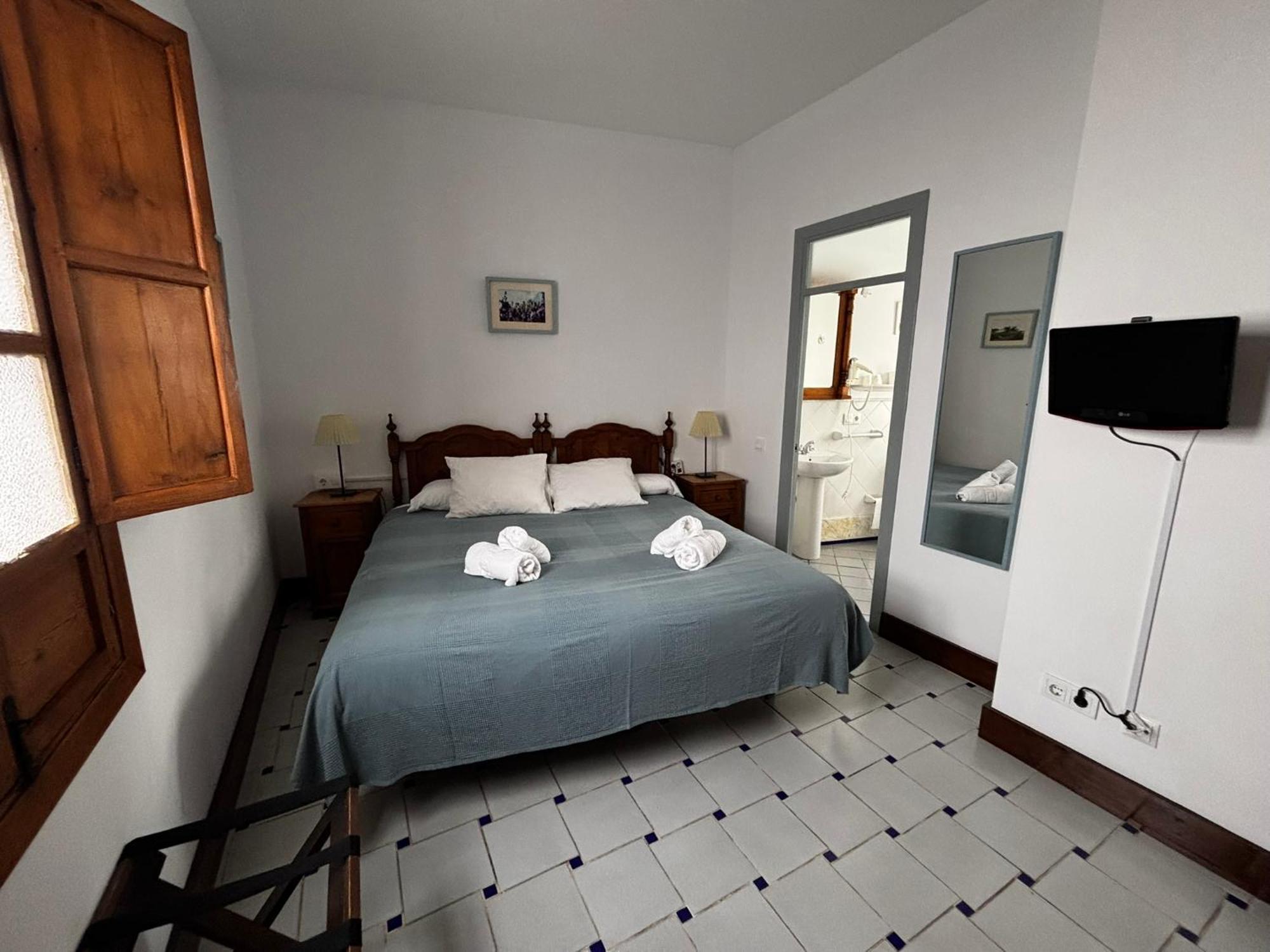 Hotel Entreolivos El Pedroso Bagian luar foto