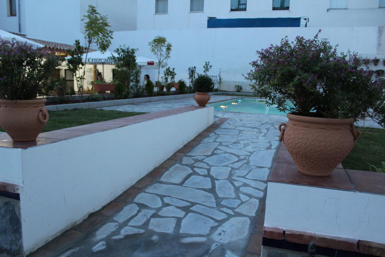 Hotel Entreolivos El Pedroso Bagian luar foto