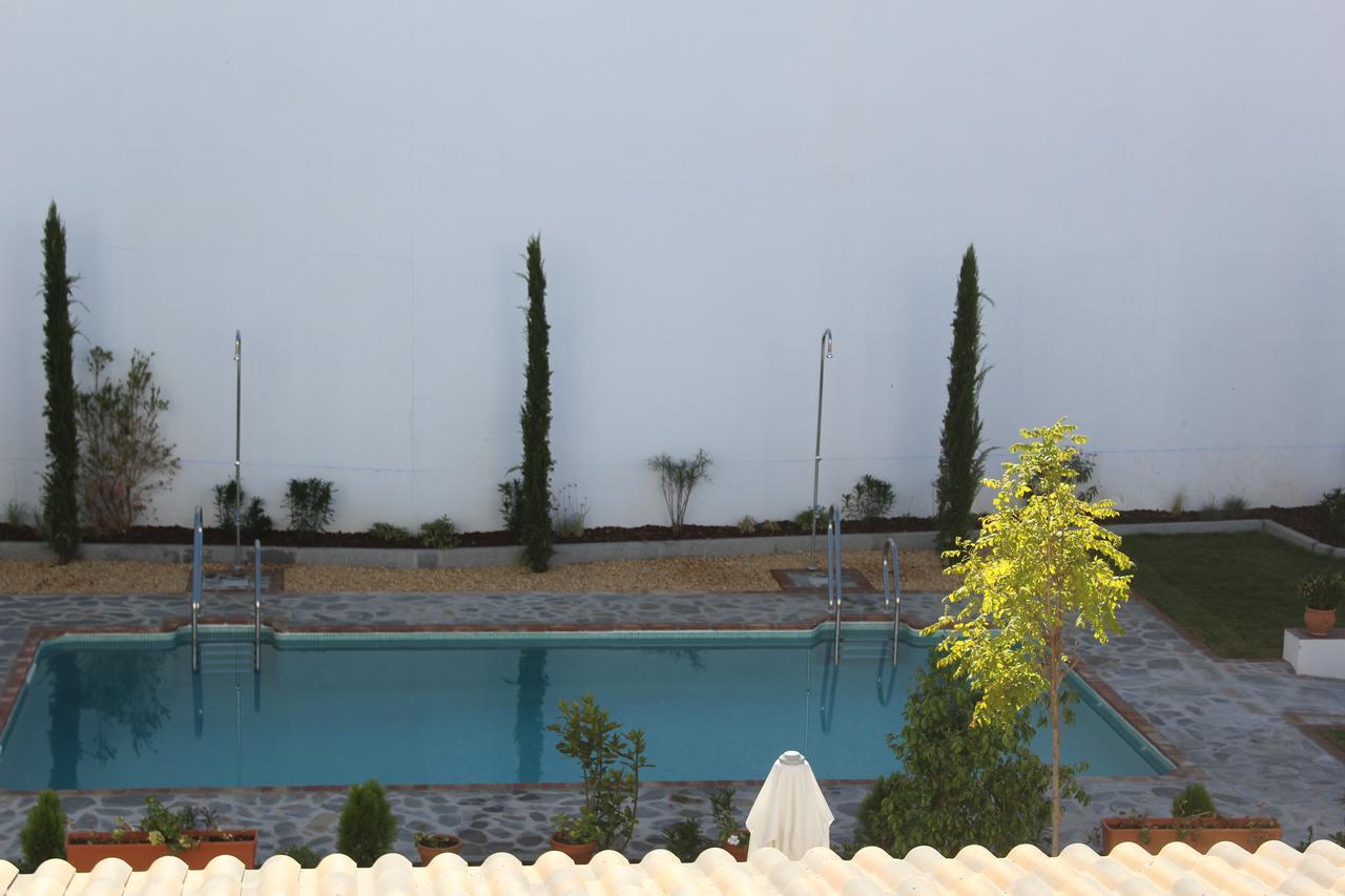 Hotel Entreolivos El Pedroso Bagian luar foto