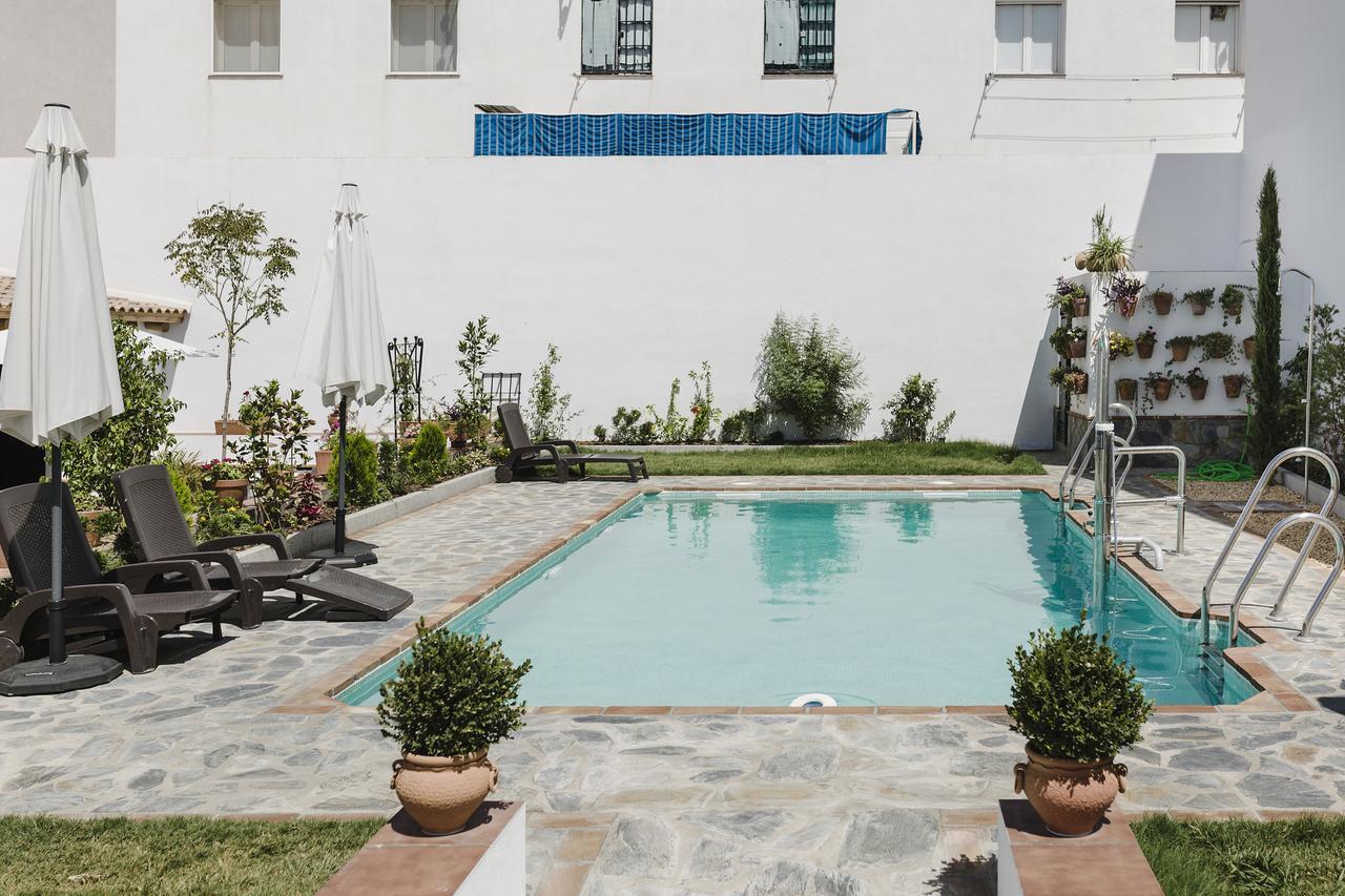 Hotel Entreolivos El Pedroso Bagian luar foto